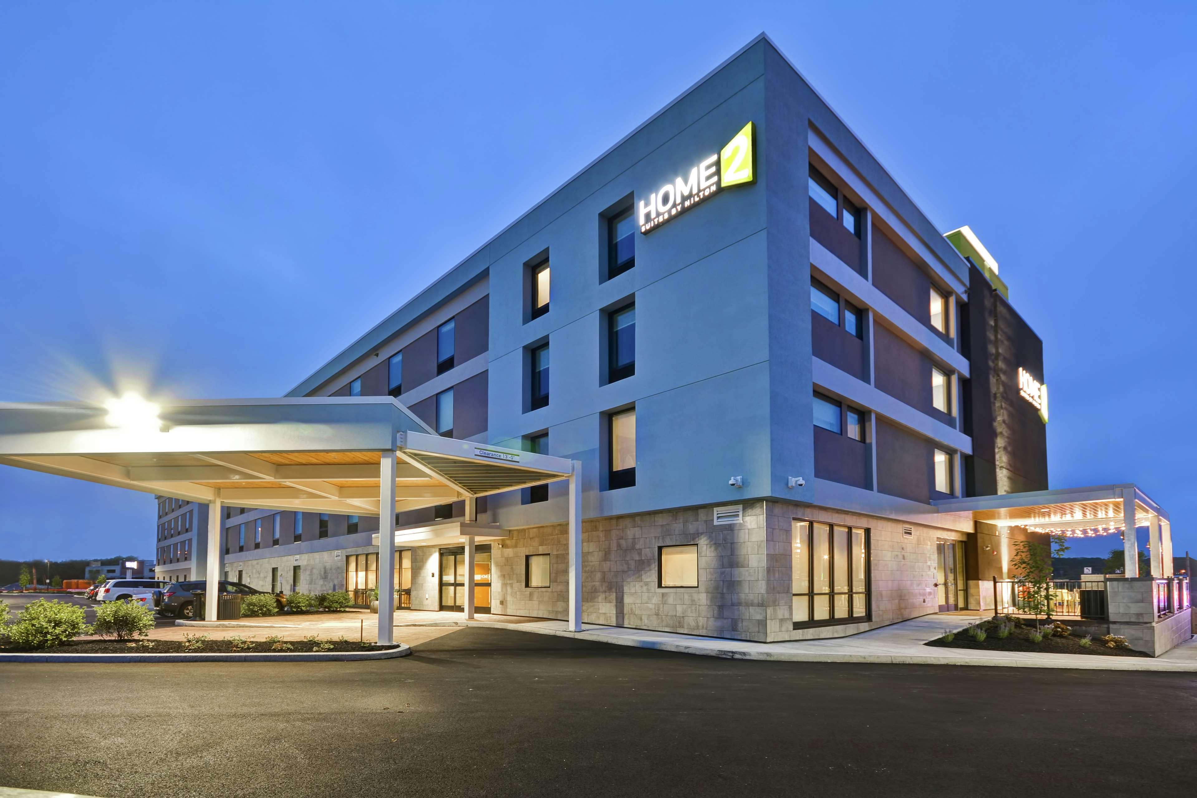 Home2 Suites By Hilton Portland Airport South Portland Bagian luar foto